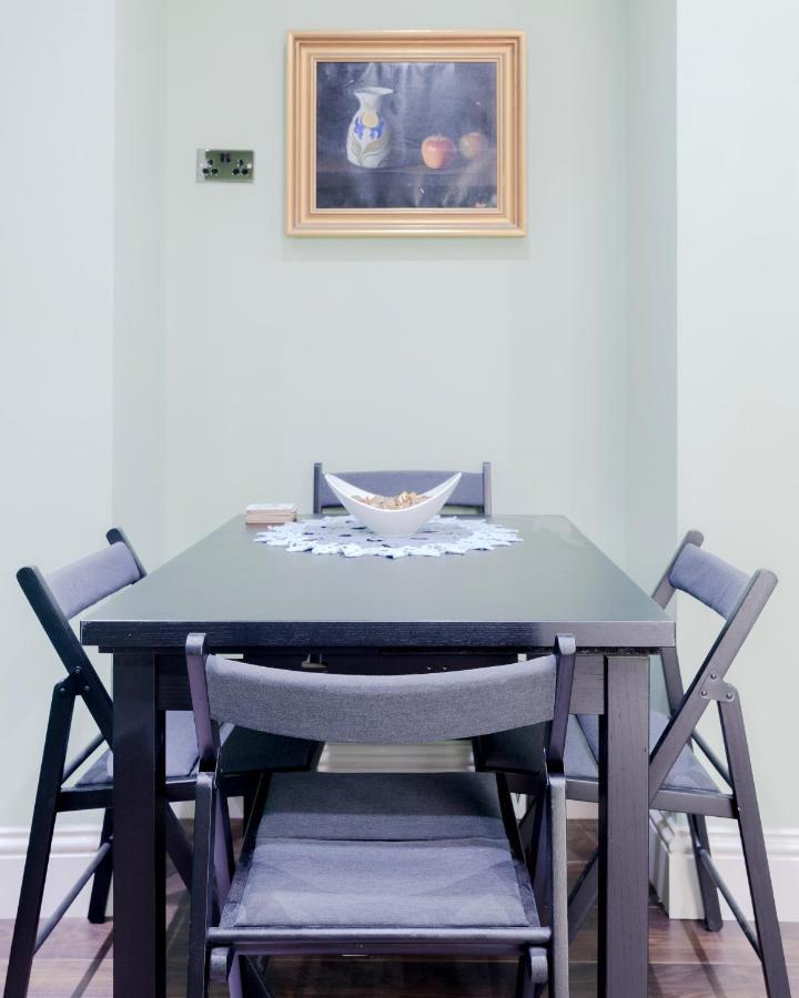 Central Stylish 2-Bed Apartment In ロンドン エクステリア 写真