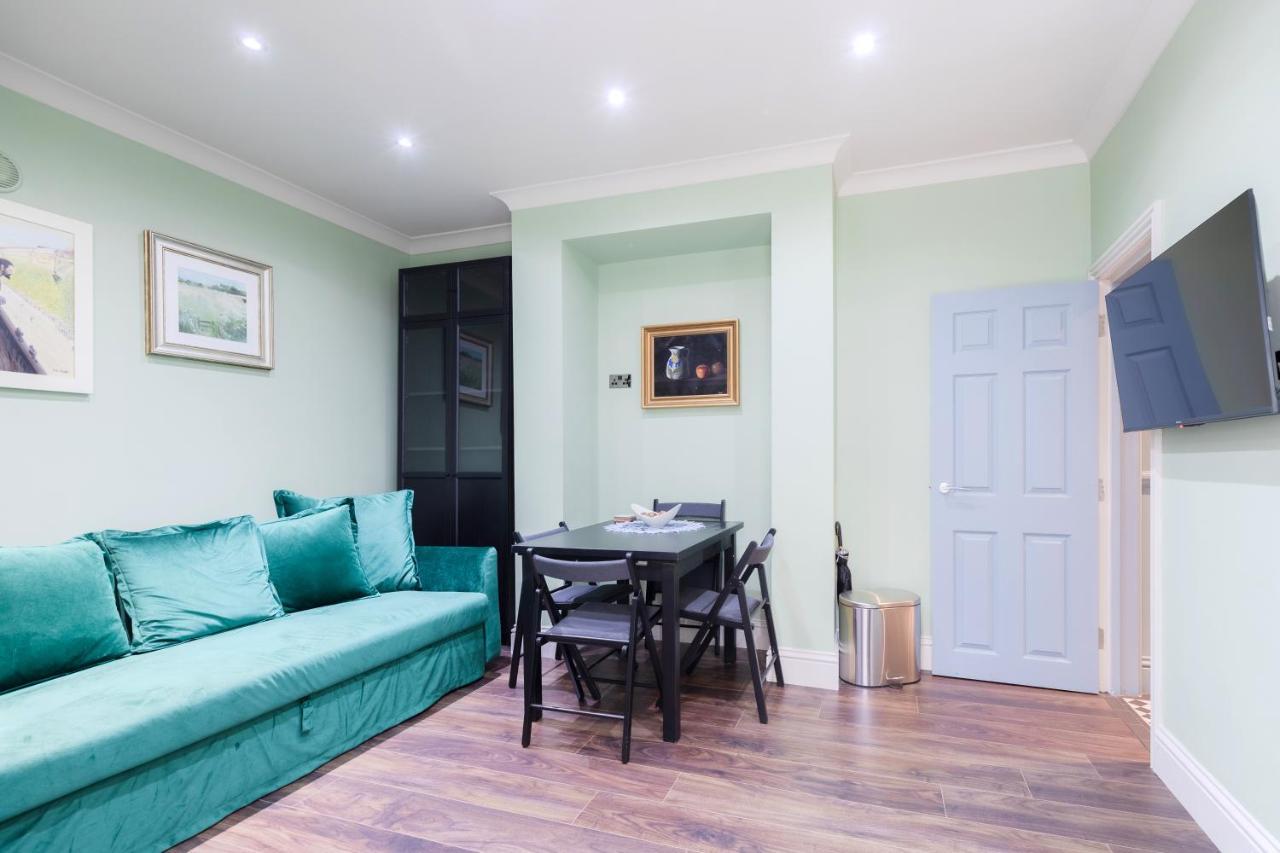 Central Stylish 2-Bed Apartment In ロンドン エクステリア 写真