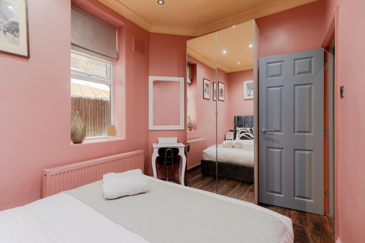 Central Stylish 2-Bed Apartment In ロンドン エクステリア 写真